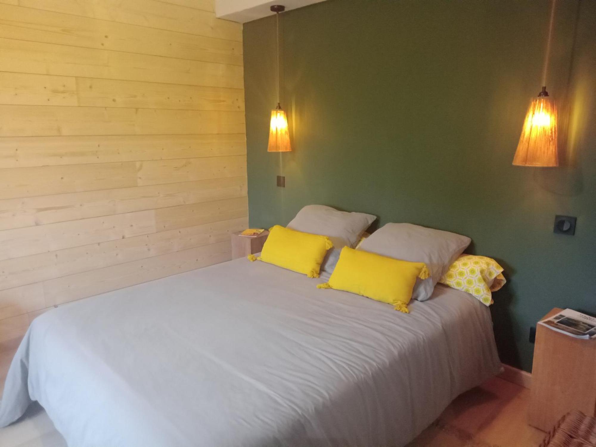 Bed and Breakfast Le 28 Uzerche Exterior foto